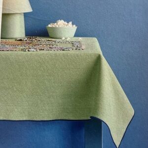 Room Essentials Rectangular Tablecloth Light Green Blue Trim Cotton 60 X 84 New